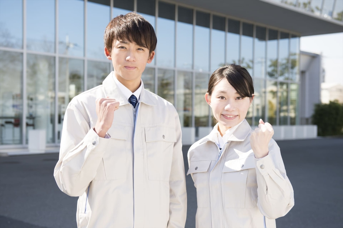 作業服の男性